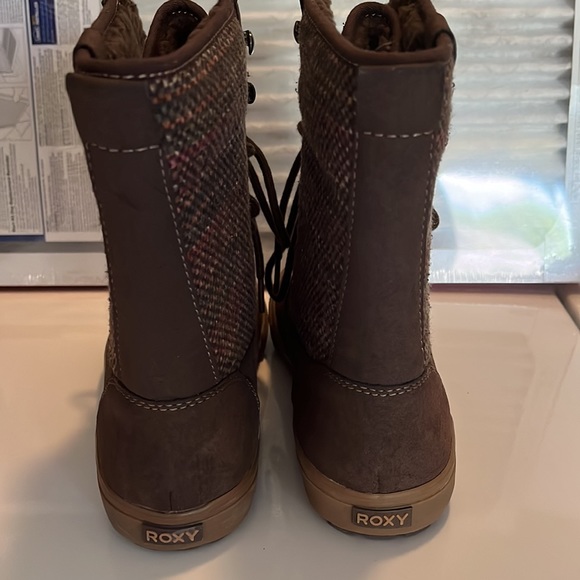 New Brown Roxy boots size 7 - Picture 2 of 5
